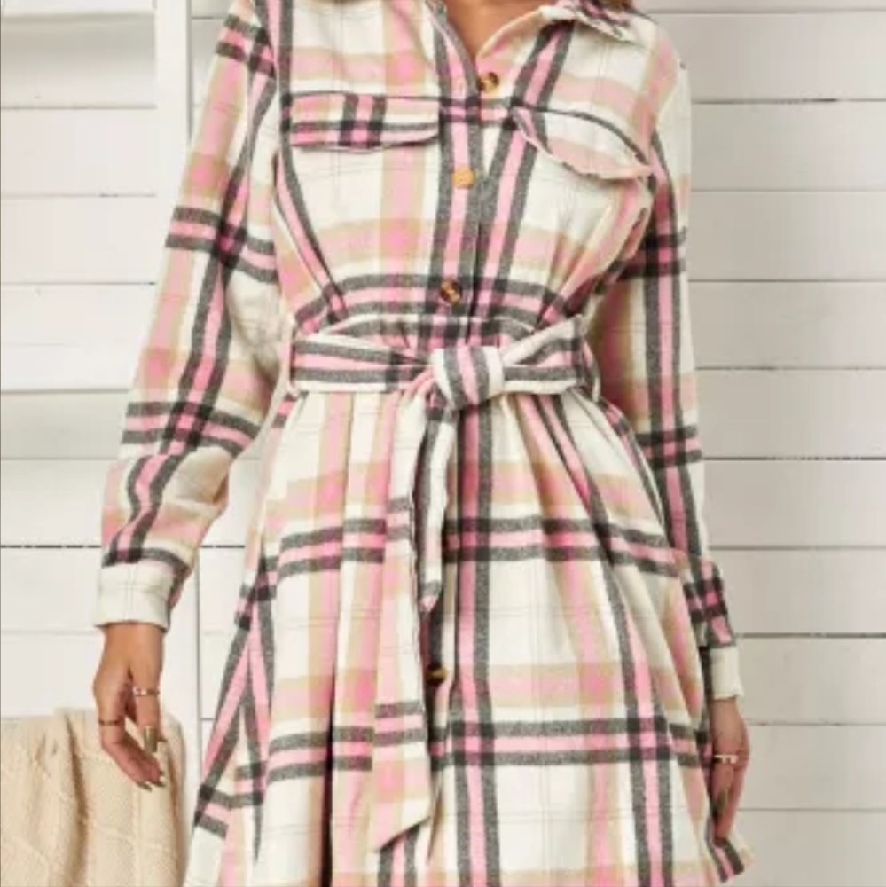New plaid shirt dress - Picture 8 of 16